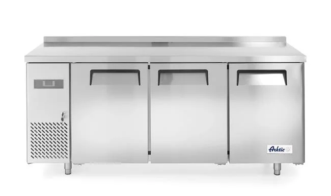 Stół chłodniczy Kitchen Line 3-drzwiowy z agregatem bocznym, linia 600 Wariant podstawowy