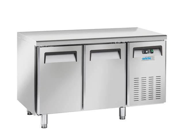 Stół mroźniczy 2-drzwiowy z agregatem bocznym, Arktic, GN 1/1, 230V/570W, 1380x700x(H)850mm Wariant podstawowy