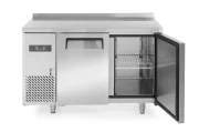 Stół mroźniczy Kitchen Line 2-drzwiowy z agregatem bocznym, linia 600 Wariant podstawowy