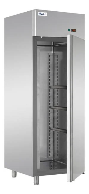 Szafa mroźnicza 1-drzwiowa cukiernicza, 413L, 230V/557W, 710x800x(H)2100mm Wariant podstawowy